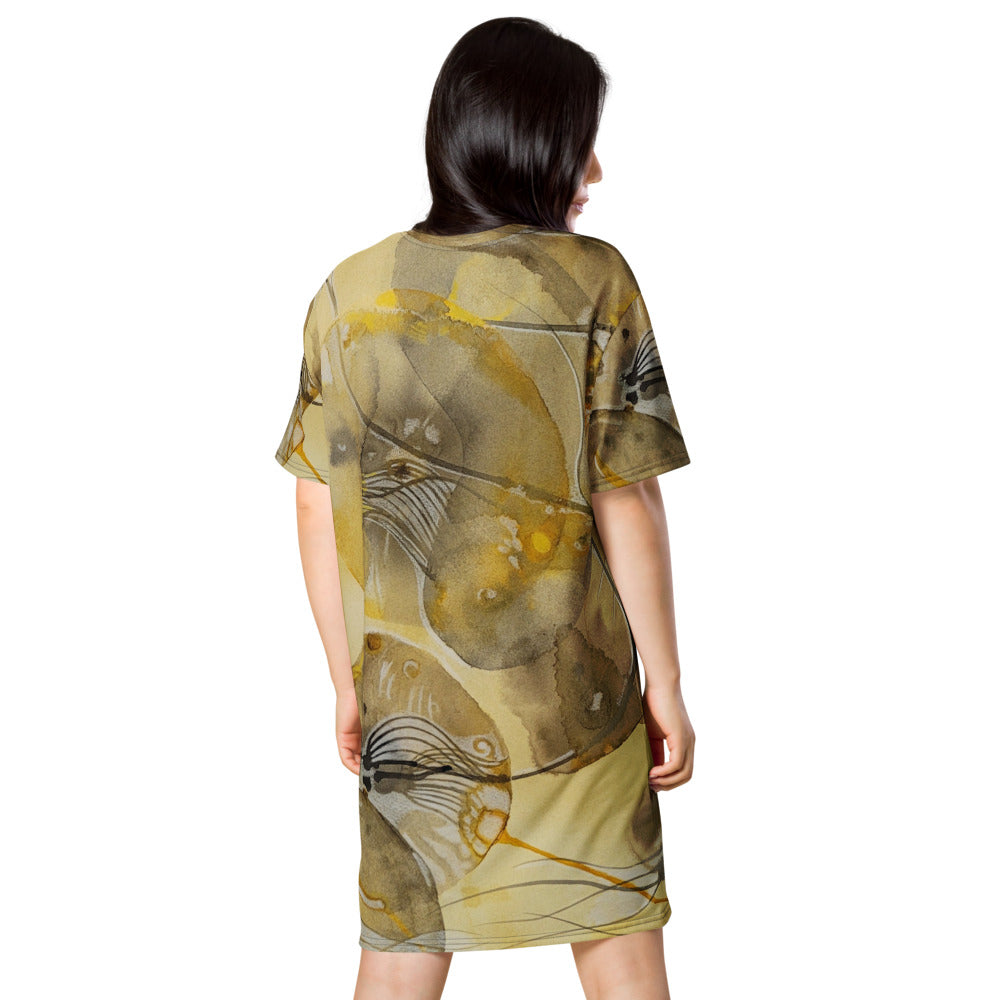 Above Below design by Kirsten Blackburn on casual t-shirt dress