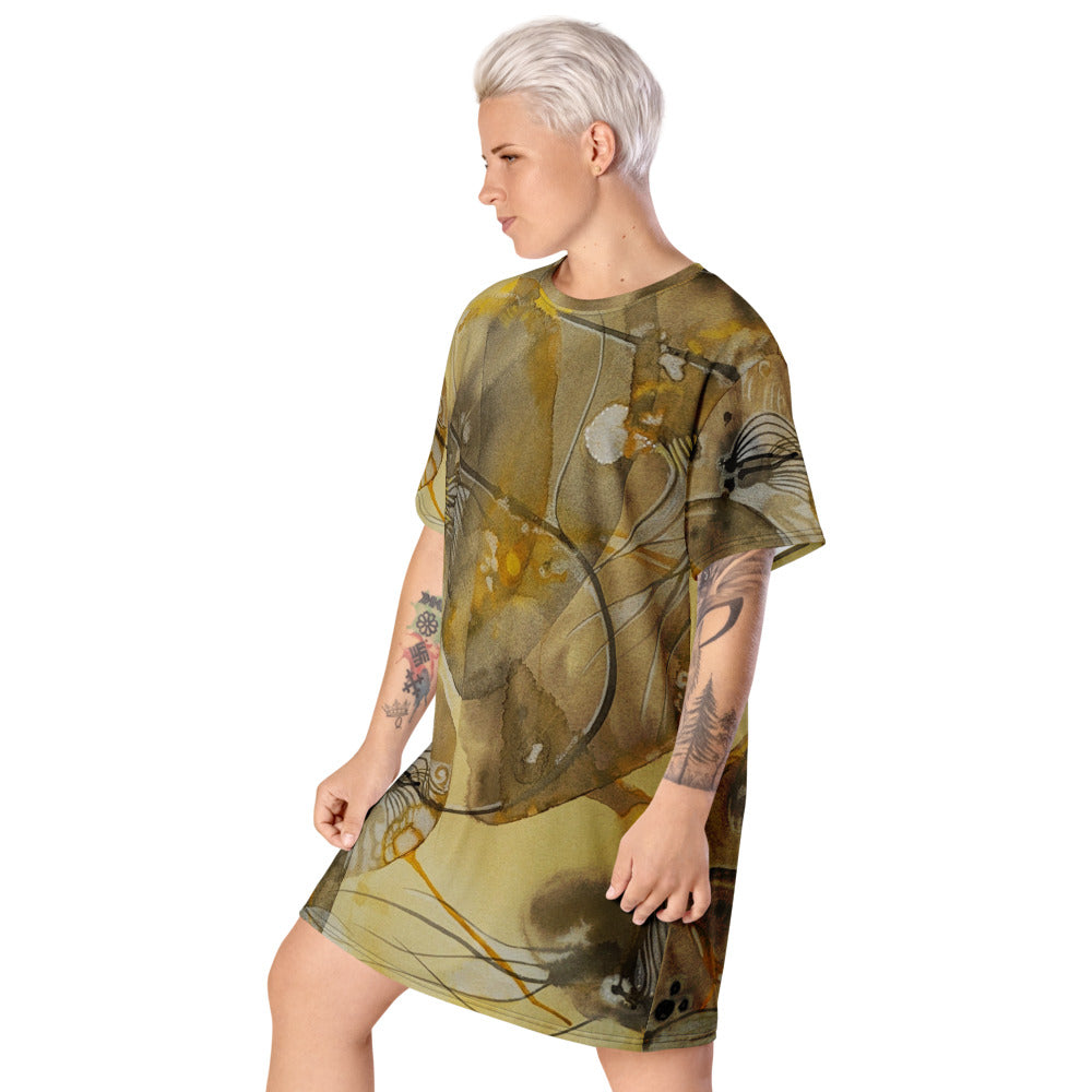 Above Below design by Kirsten Blackburn on casual t-shirt dress